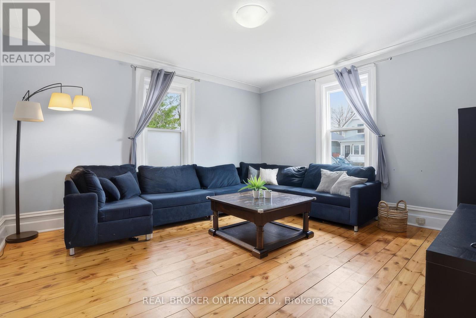 82 Bond Street, Cambridge, Ontario  N1R 4B6 - Photo 6 - X13009986