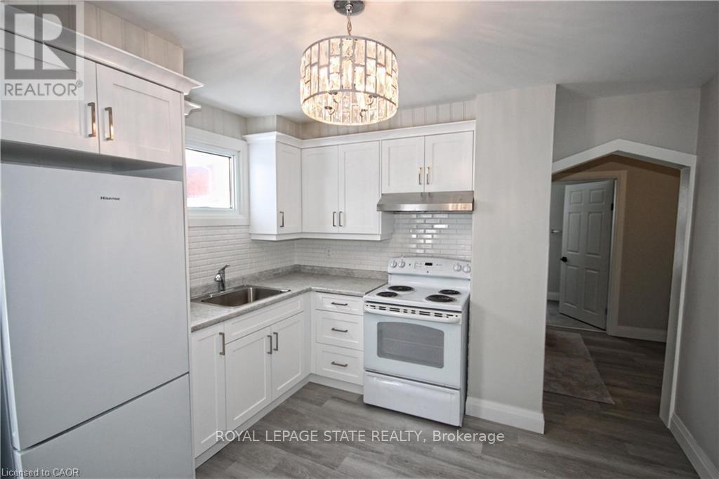 1356 Upper Wellington Street, Hamilton, Ontario  L9A 3S9 - Photo 2 - X13009990