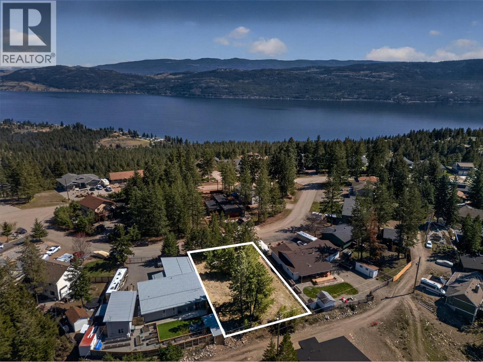 277 Crown Crescent, Vernon, British Columbia