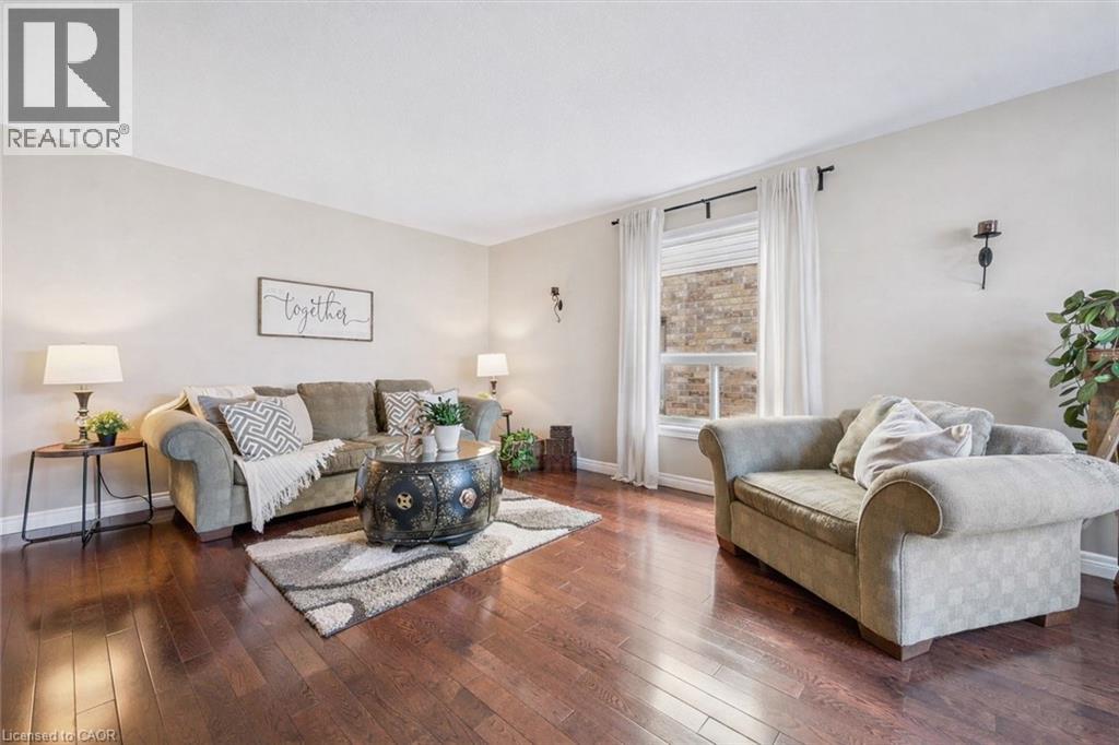 7 Hearthbridge Street, Kitchener, Ontario  N2R 1L5 - Photo 5 - 40821706