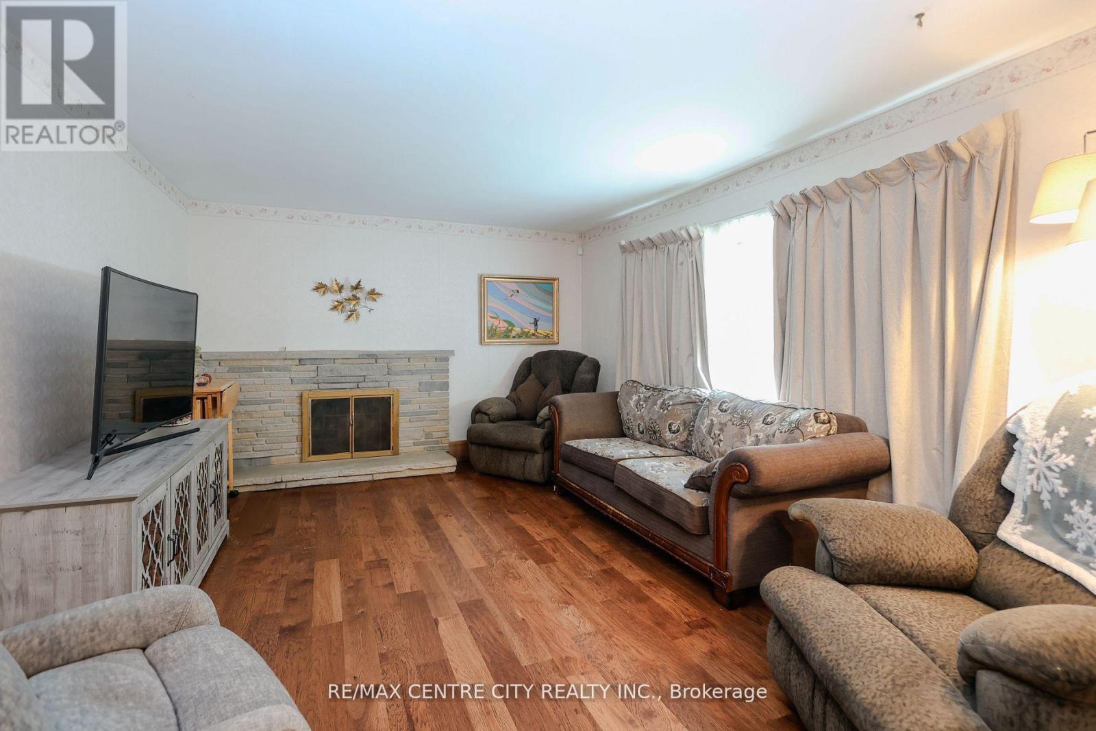 1948 Royal Crescent, London East, Ontario  N5V 1N7 - Photo 5 - X13010058