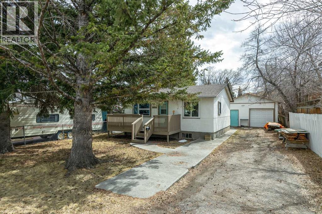 6507 34 Avenue NW, Calgary, Alberta  T3B 1M9 - Photo 2 - A2302371