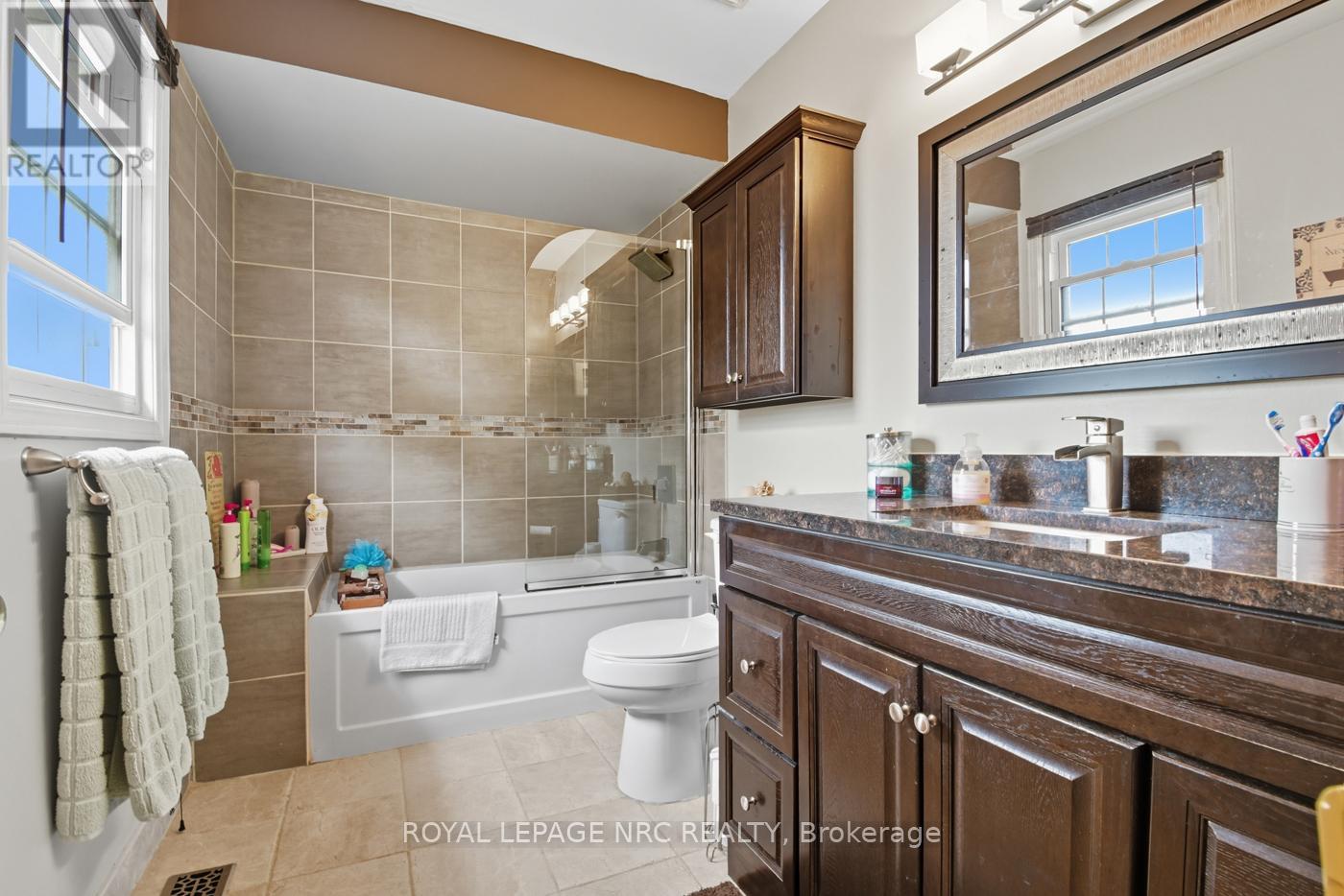 6164 Crimson Drive, Niagara Falls, Ontario  L2G 7S4 - Photo 27 - X13010098