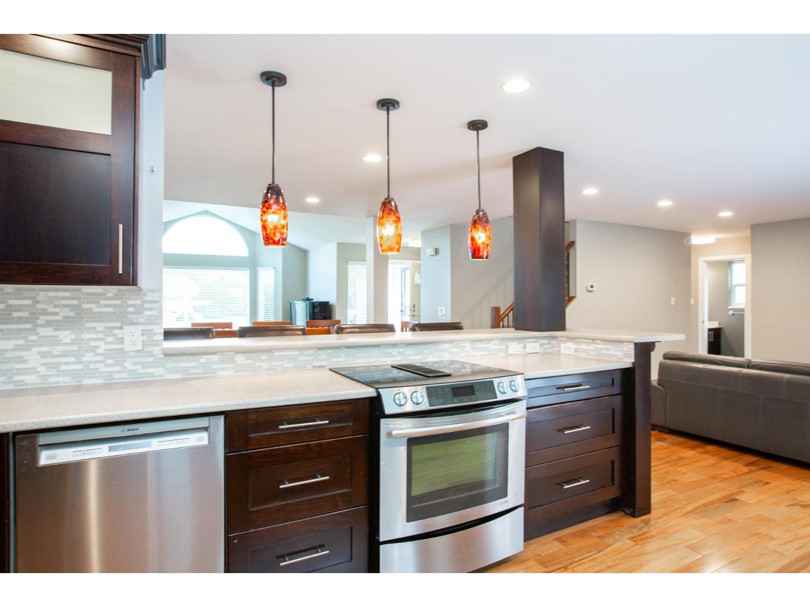 20338 90 Avenue, Langley, British Columbia  V1M 1Y6 - Photo 14 - R3112081