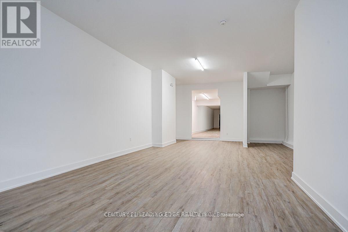 349 Spadina Avenue, Toronto, Ontario  M5T 2G3 - Photo 15 - C13010072