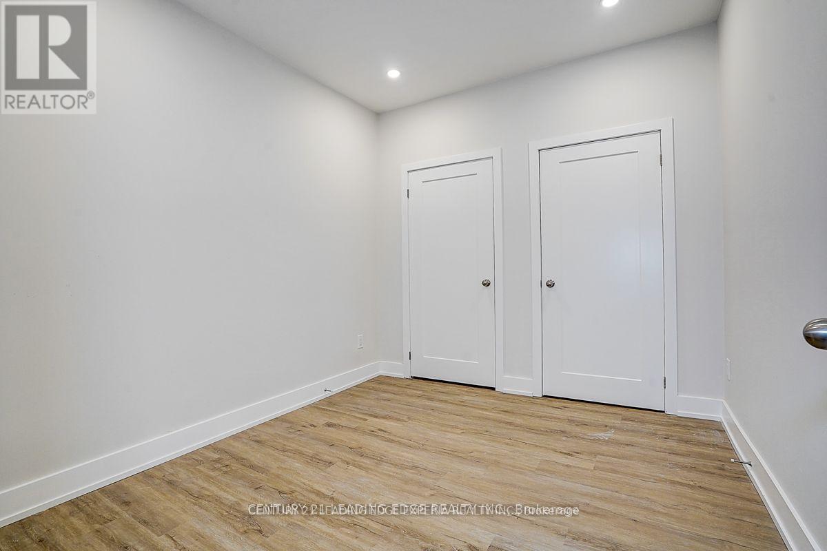 349 Spadina Avenue, Toronto, Ontario  M5T 2G3 - Photo 25 - C13010072