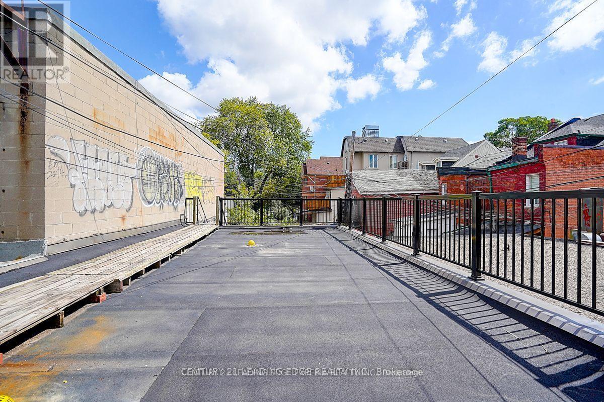 349 Spadina Avenue, Toronto, Ontario  M5T 2G3 - Photo 31 - C13010072