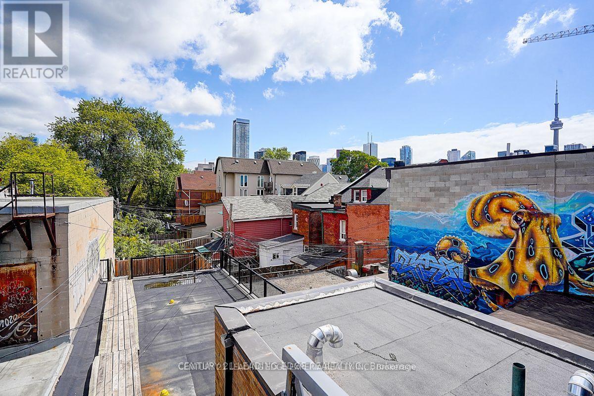 349 Spadina Avenue, Toronto, Ontario  M5T 2G3 - Photo 47 - C13010072