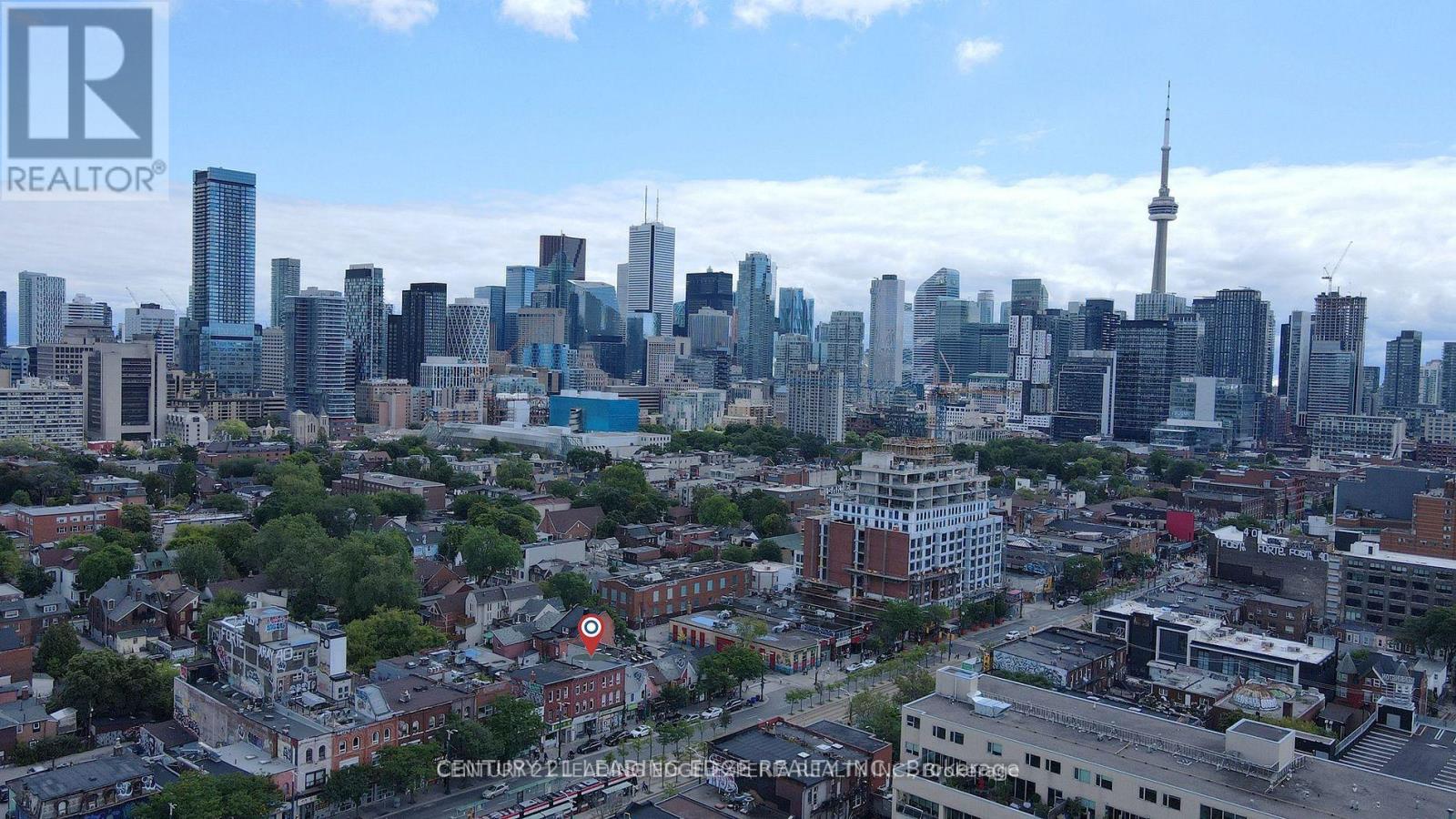349 Spadina Avenue, Toronto, Ontario  M5T 2G3 - Photo 5 - C13010072