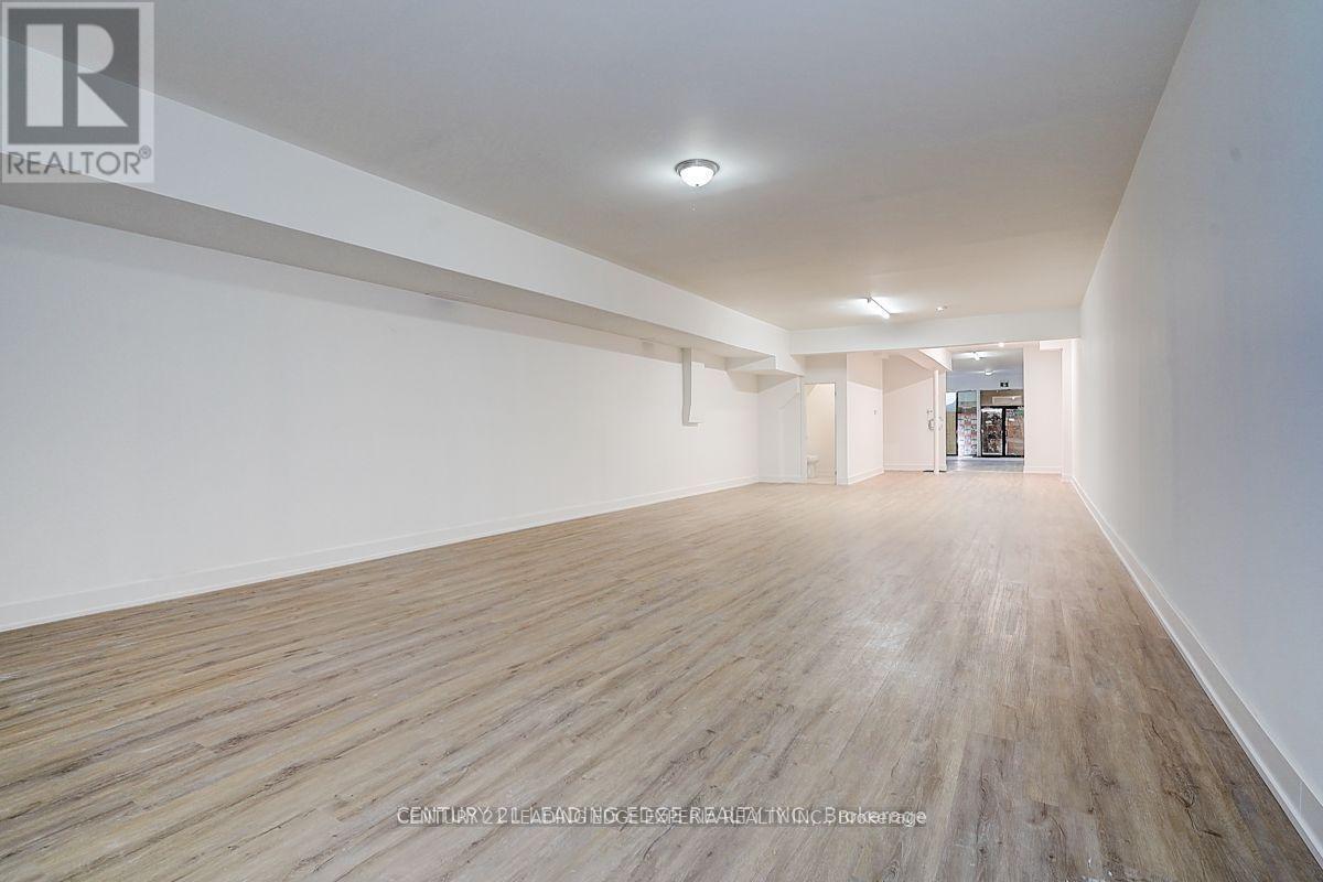 349 Spadina Avenue, Toronto, Ontario  M5T 2G3 - Photo 9 - C13010072