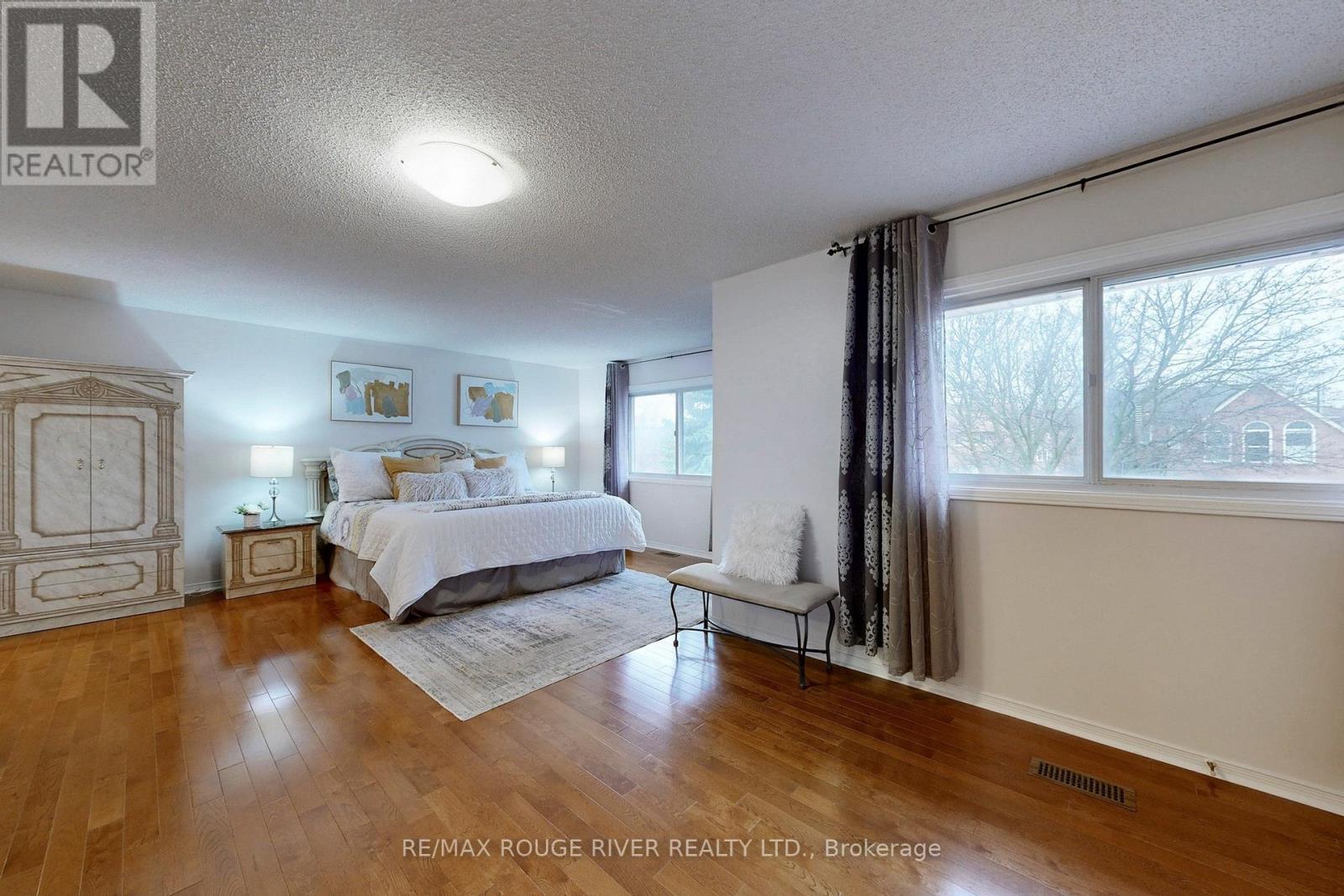 45 Rotherglen Road N, Ajax (Central West), Ontario  L1T 1S8 - Photo 19 - E13010074