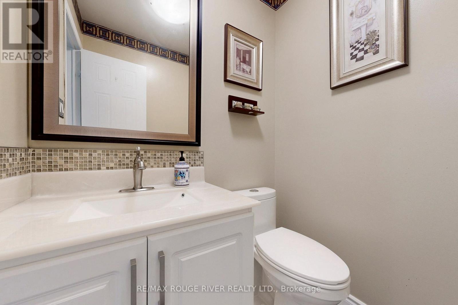 45 Rotherglen Road N, Ajax (Central West), Ontario  L1T 1S8 - Photo 25 - E13010074