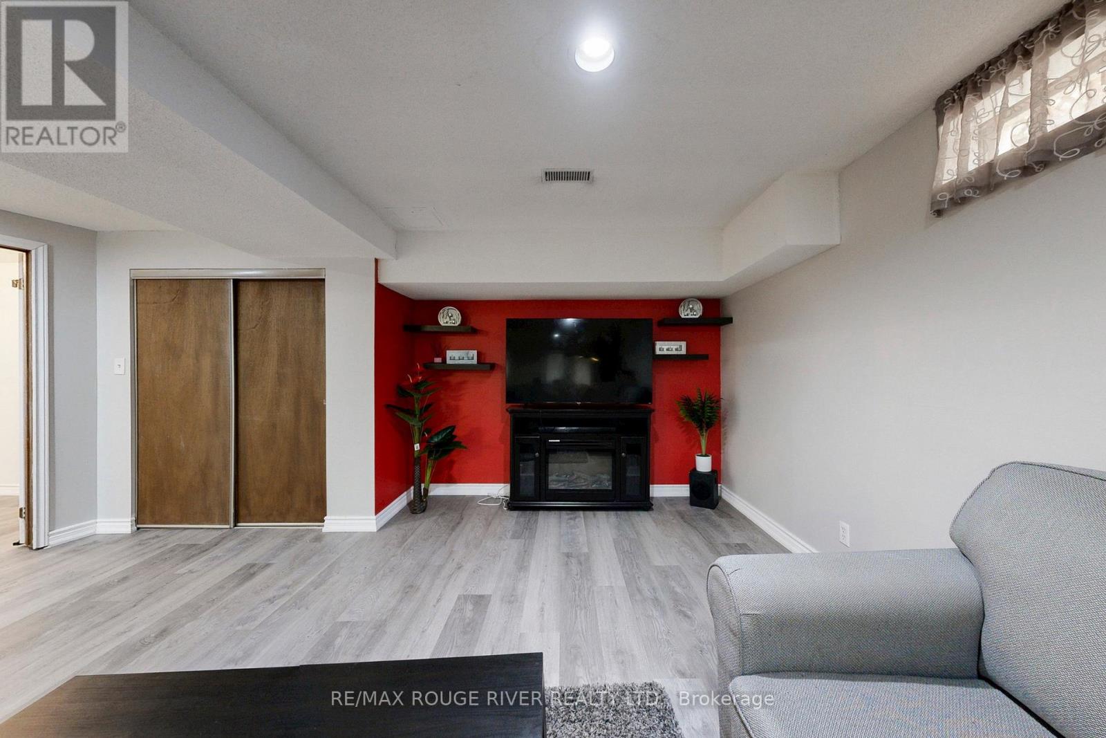 45 Rotherglen Road N, Ajax (Central West), Ontario  L1T 1S8 - Photo 35 - E13010074