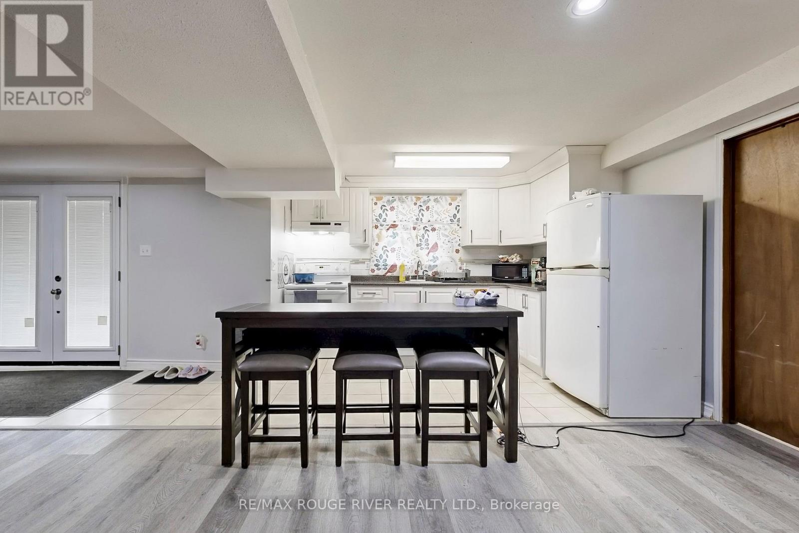 45 Rotherglen Road N, Ajax (Central West), Ontario  L1T 1S8 - Photo 36 - E13010074