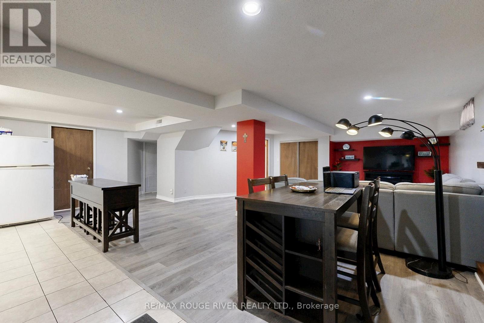 45 Rotherglen Road N, Ajax (Central West), Ontario  L1T 1S8 - Photo 38 - E13010074