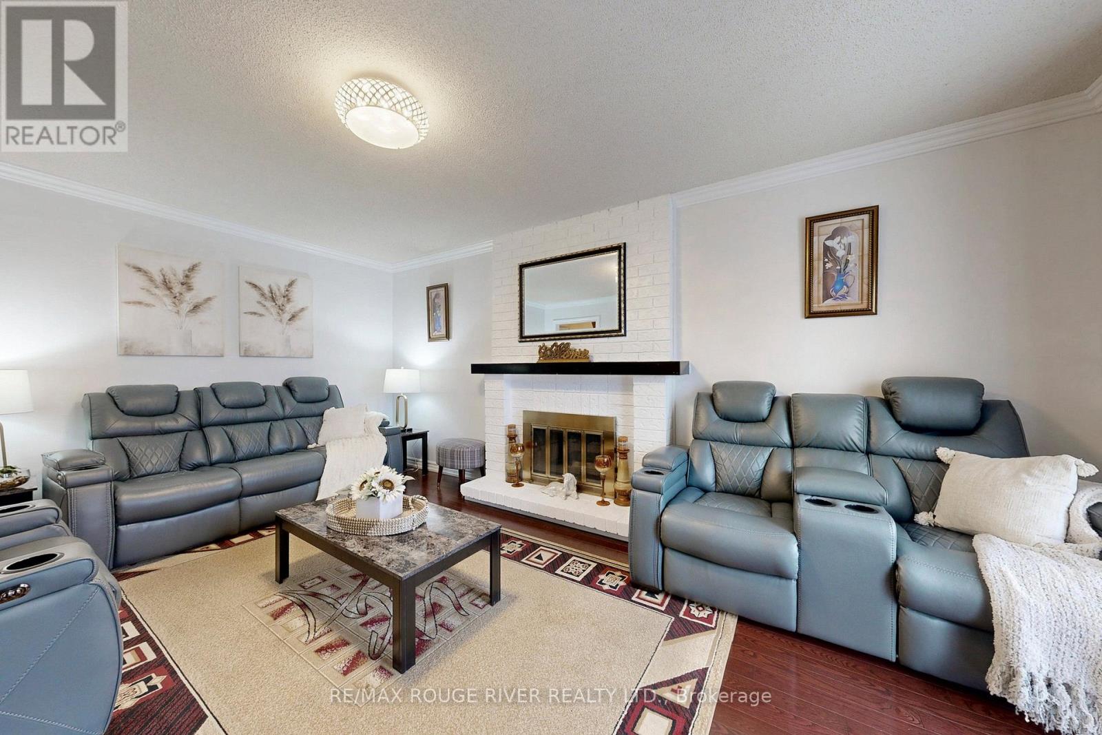 45 Rotherglen Road N, Ajax (Central West), Ontario  L1T 1S8 - Photo 9 - E13010074