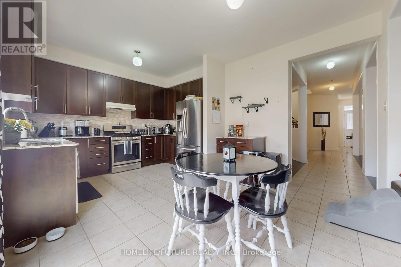 23 Edwin Carr Street, Clarington, Ontario  L1C 0R8 - Photo 16 - E13010108