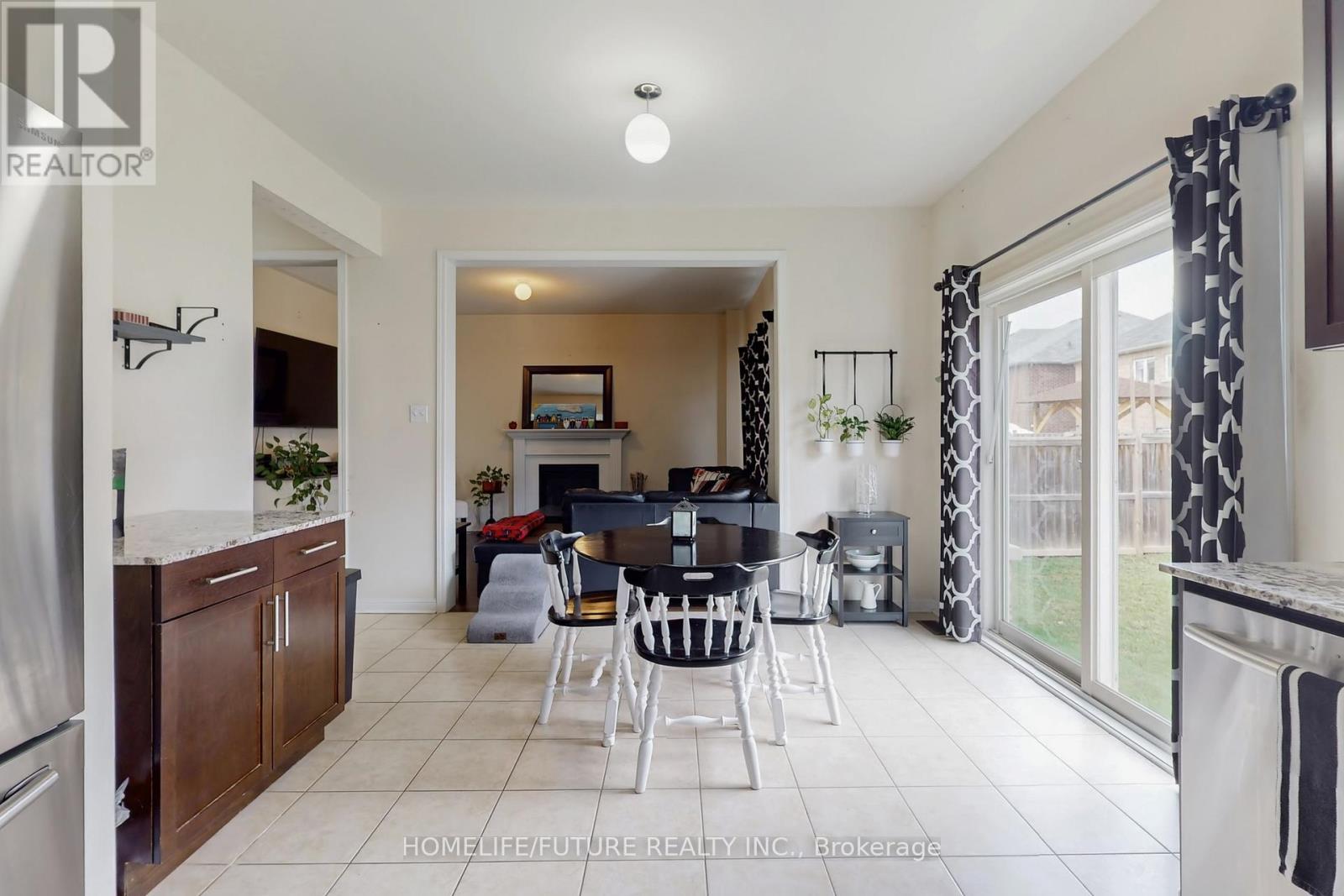 23 Edwin Carr Street, Clarington, Ontario  L1C 0R8 - Photo 22 - E13010108