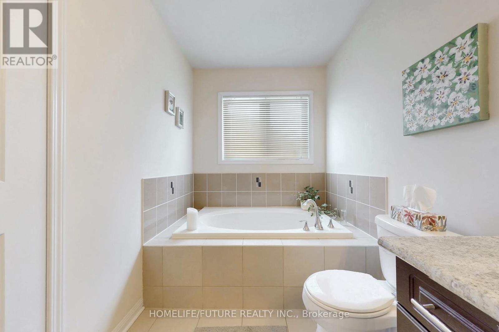 23 Edwin Carr Street, Clarington, Ontario  L1C 0R8 - Photo 31 - E13010108