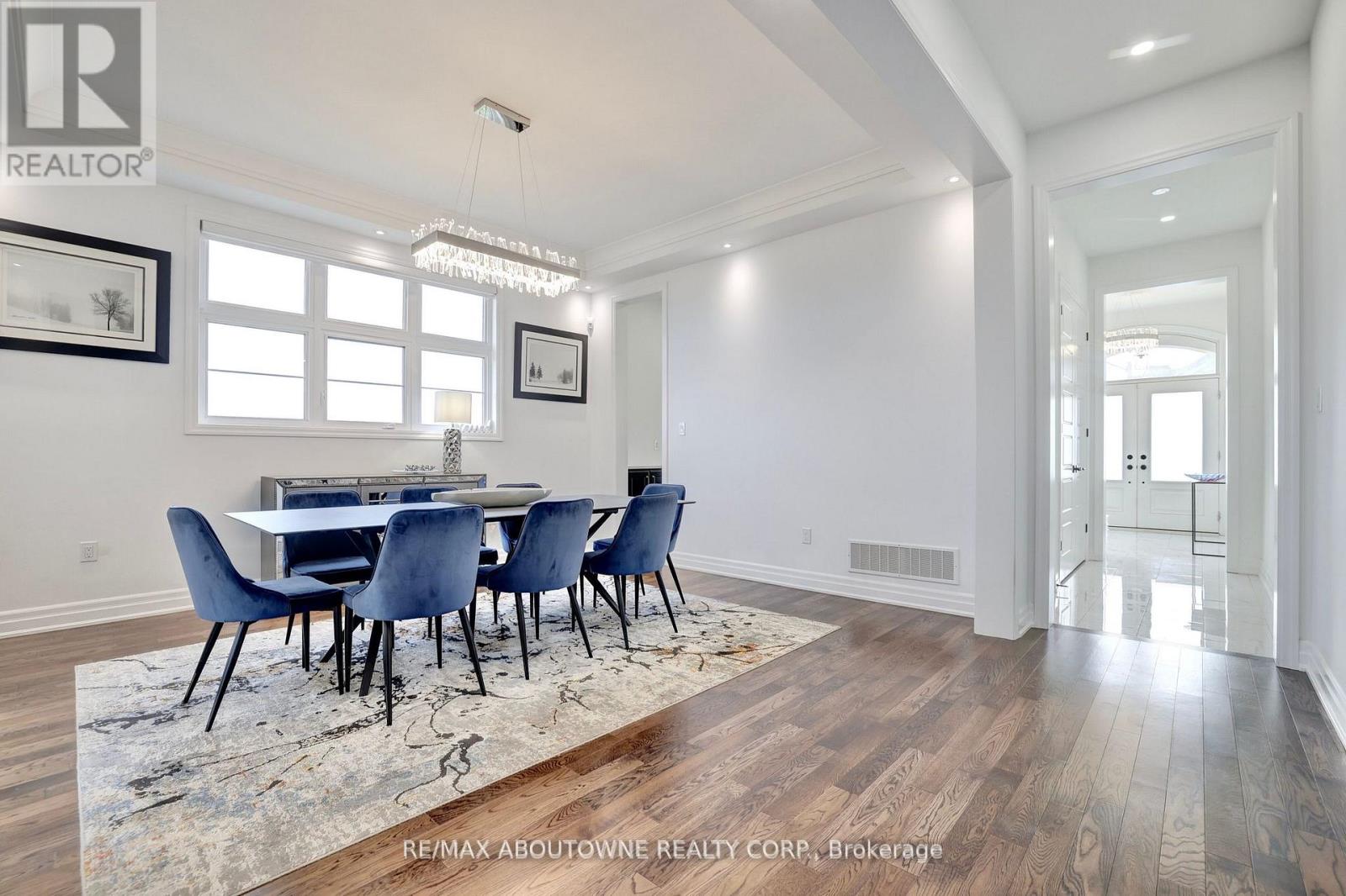 1416 Ford Strathy Crescent S, Oakville, Ontario  L6H 6E3 - Photo 12 - W13006534