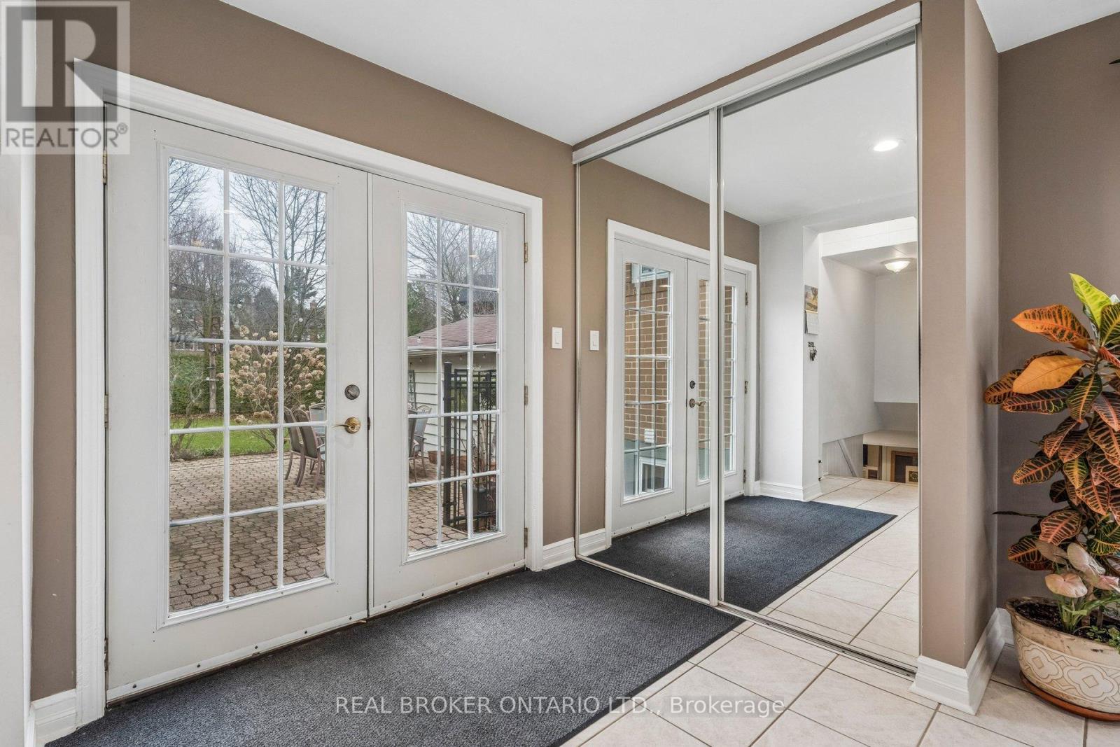 40 Seaton Drive, Aurora (Aurora Highlands), Ontario  L4G 2K1 - Photo 16 - N13010066