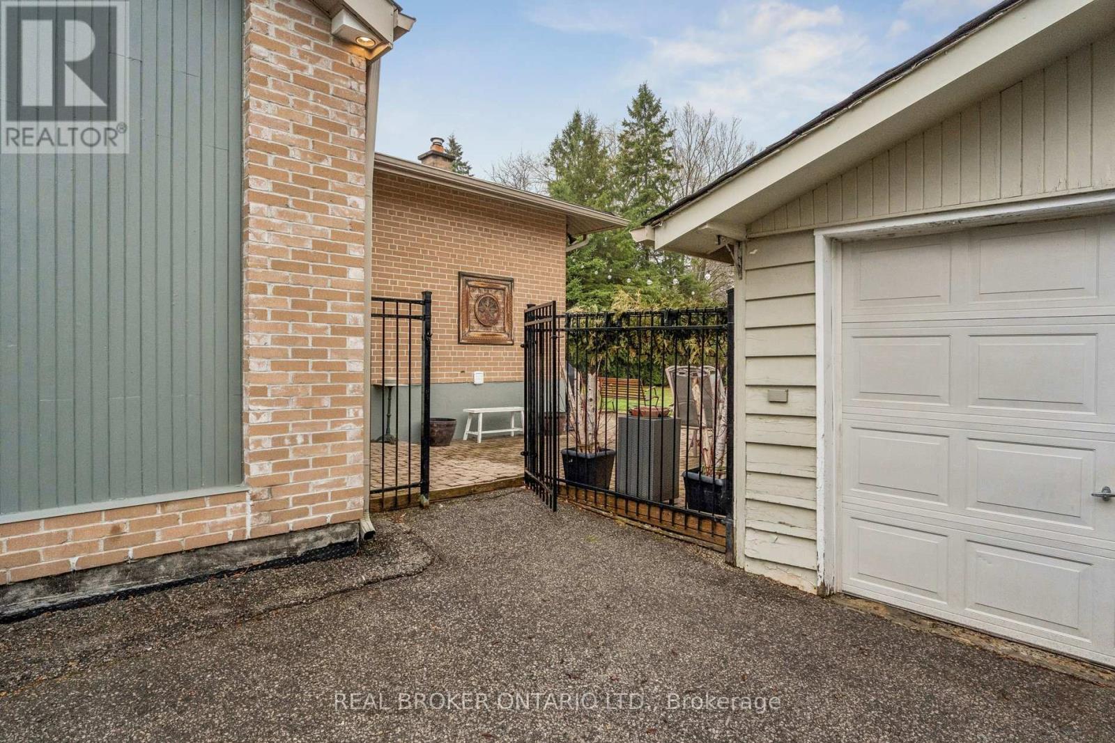 40 Seaton Drive, Aurora (Aurora Highlands), Ontario  L4G 2K1 - Photo 47 - N13010066