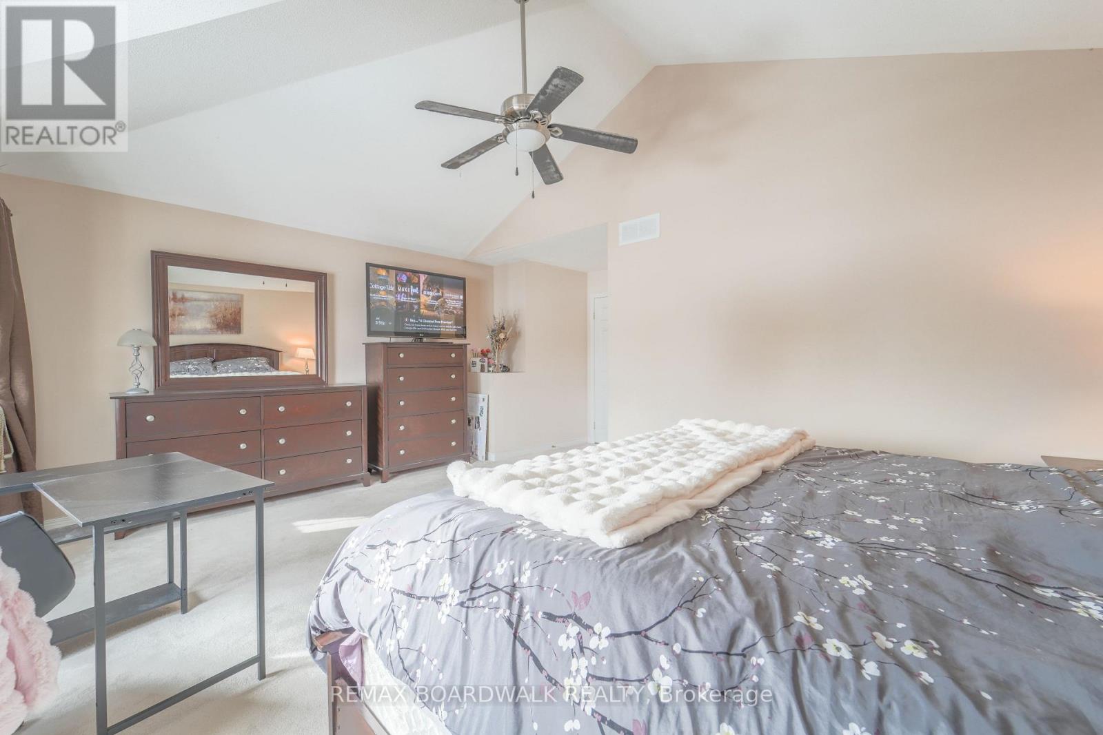 170 Bridlewood Drive, Ottawa, Ontario  K2M 2M4 - Photo 23 - X12910756