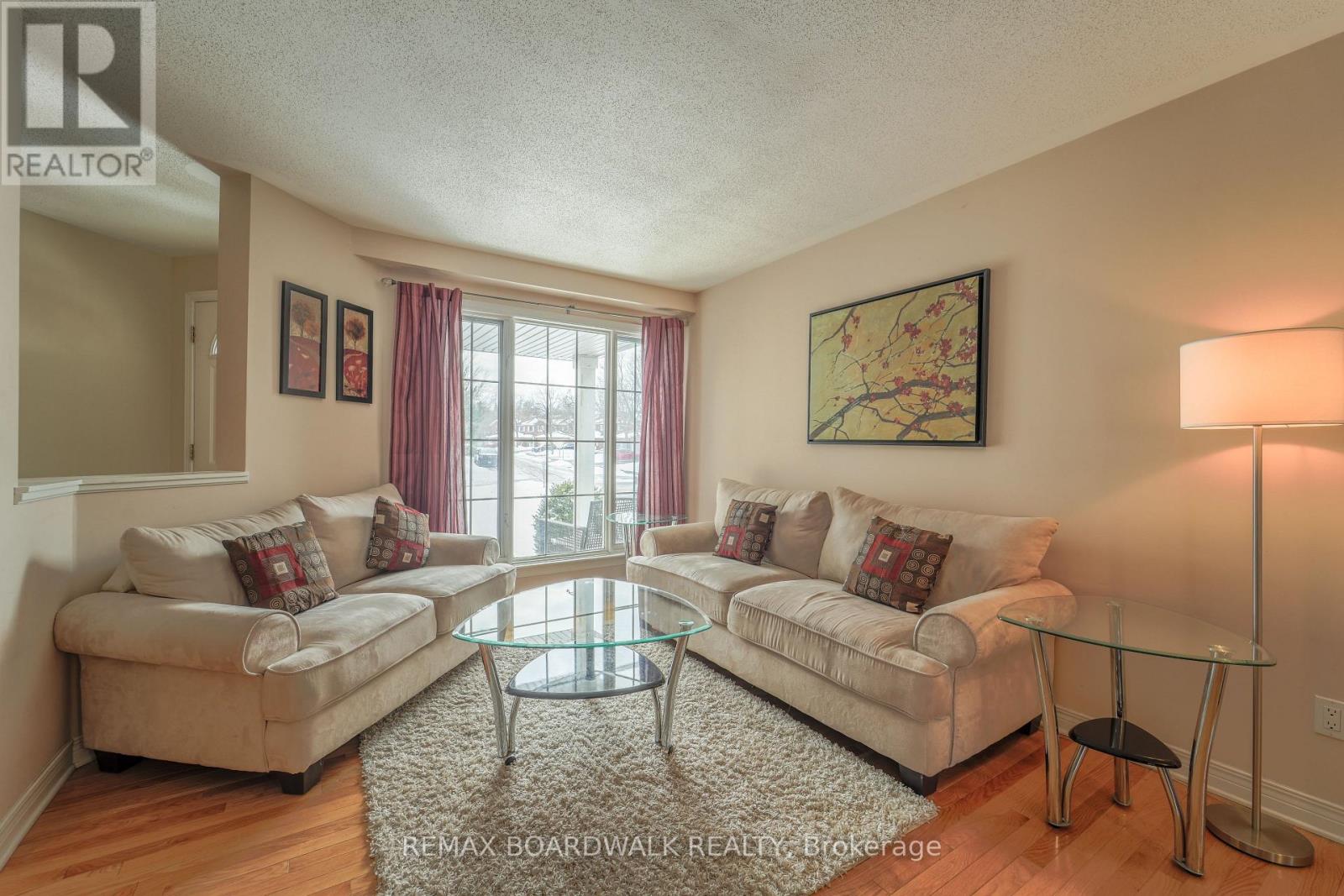170 Bridlewood Drive, Ottawa, Ontario  K2M 2M4 - Photo 5 - X12910756