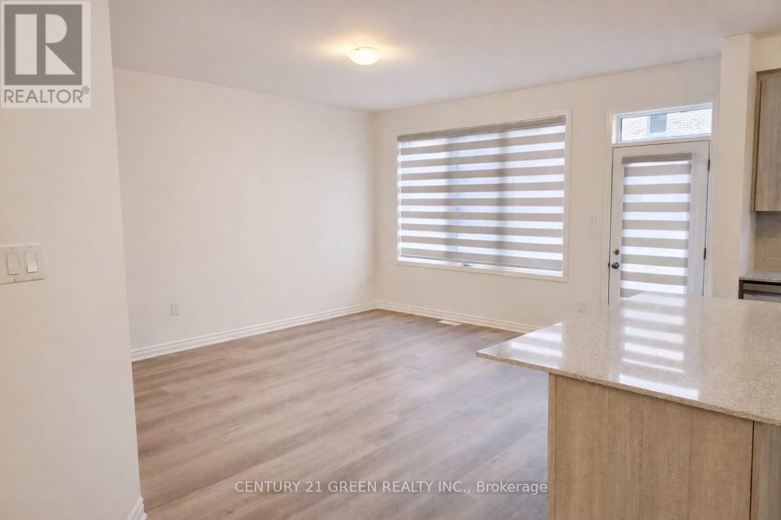 1346 Hearns Place, Milton, Ontario  L9E 2A9 - Photo 7 - W13010048