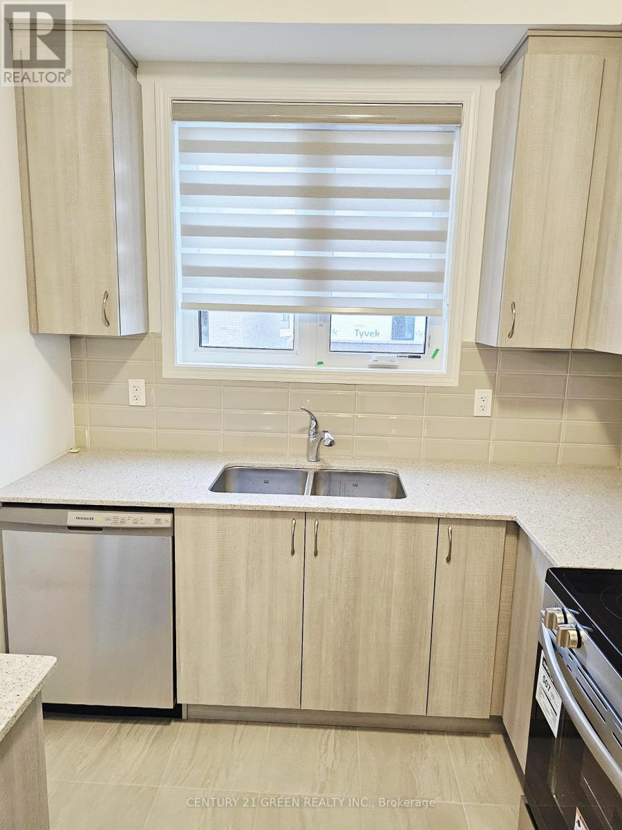 1346 Hearns Place, Milton, Ontario  L9E 2A9 - Photo 8 - W13010048