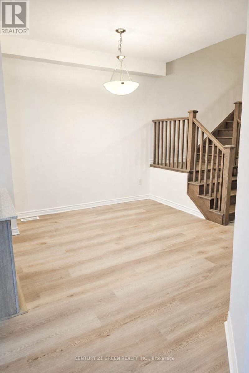 1346 Hearns Place, Milton, Ontario  L9E 2A9 - Photo 9 - W13010048