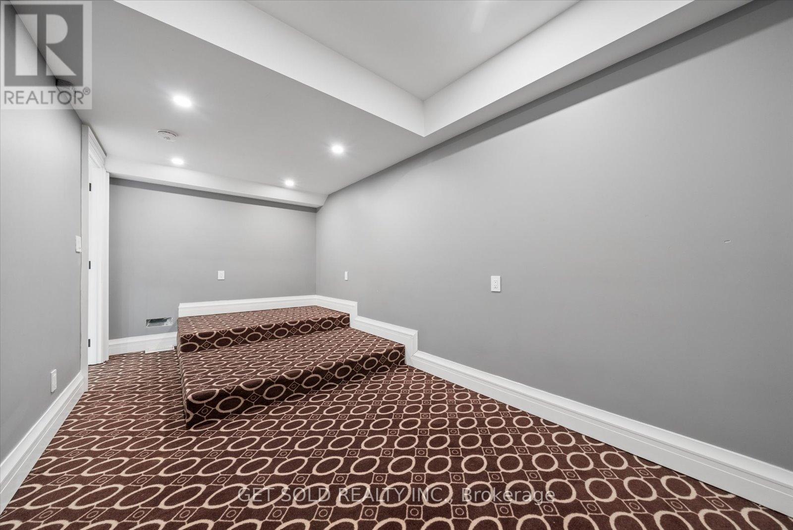 5040 Mount Nemo Crescent, Burlington, Ontario  L7M 0T6 - Photo 32 - W13010086