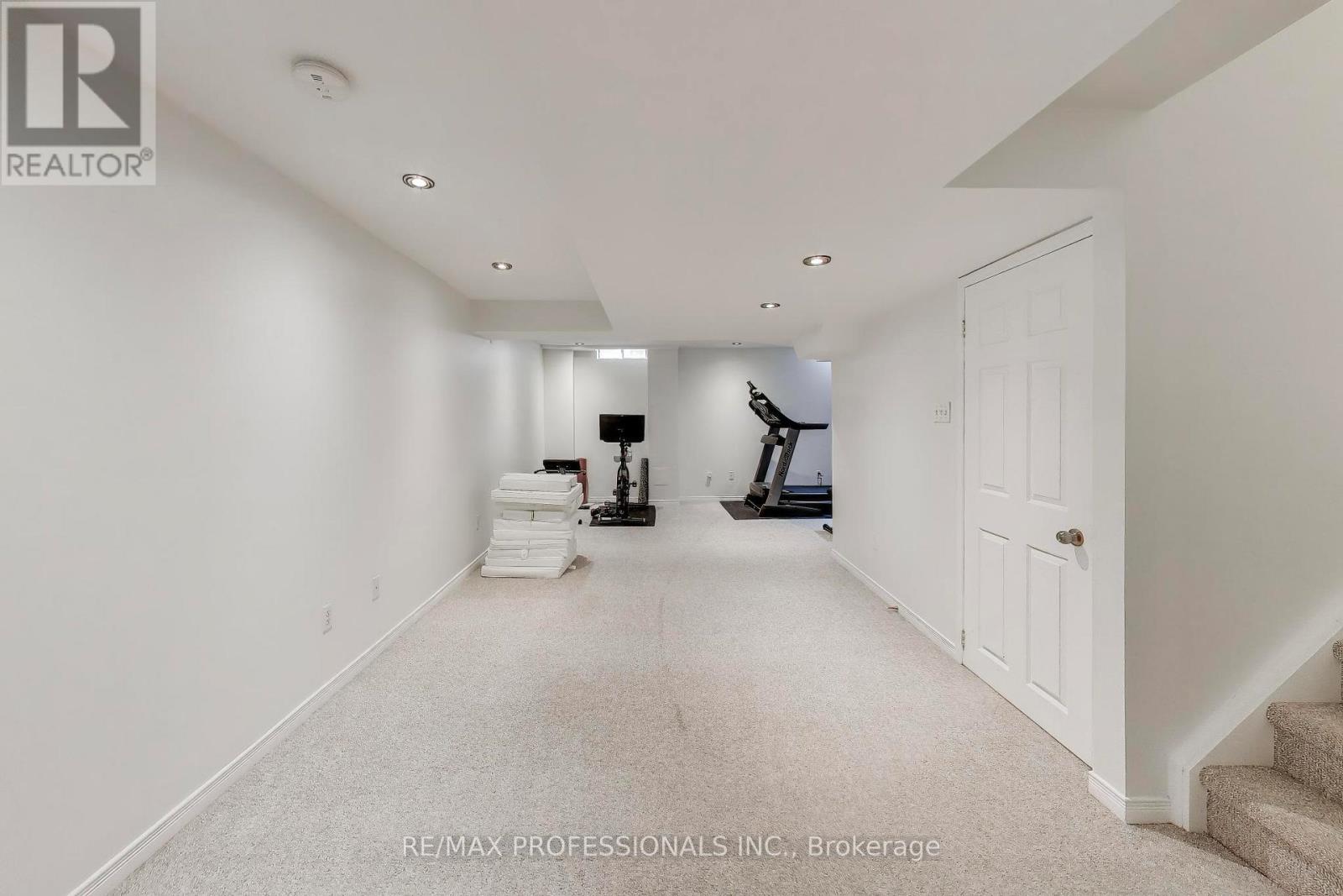 110 Littlewood Drive, Oakville, Ontario  L6H 6V2 - Photo 29 - W13010088