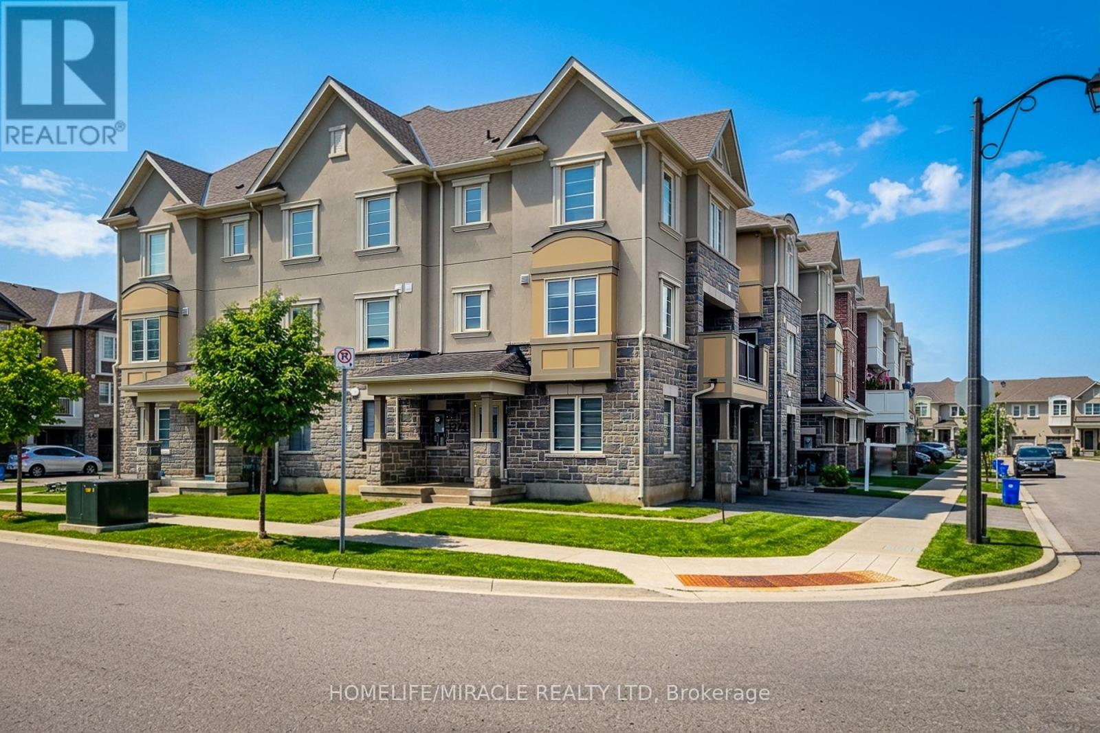 1274 WINTERGREEN PLACE, milton (cb cobban), Ontario