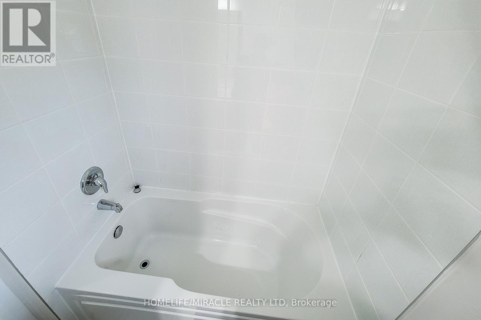 1274 Wintergreen Place, Milton, Ontario  L9E 1S4 - Photo 29 - W13010120