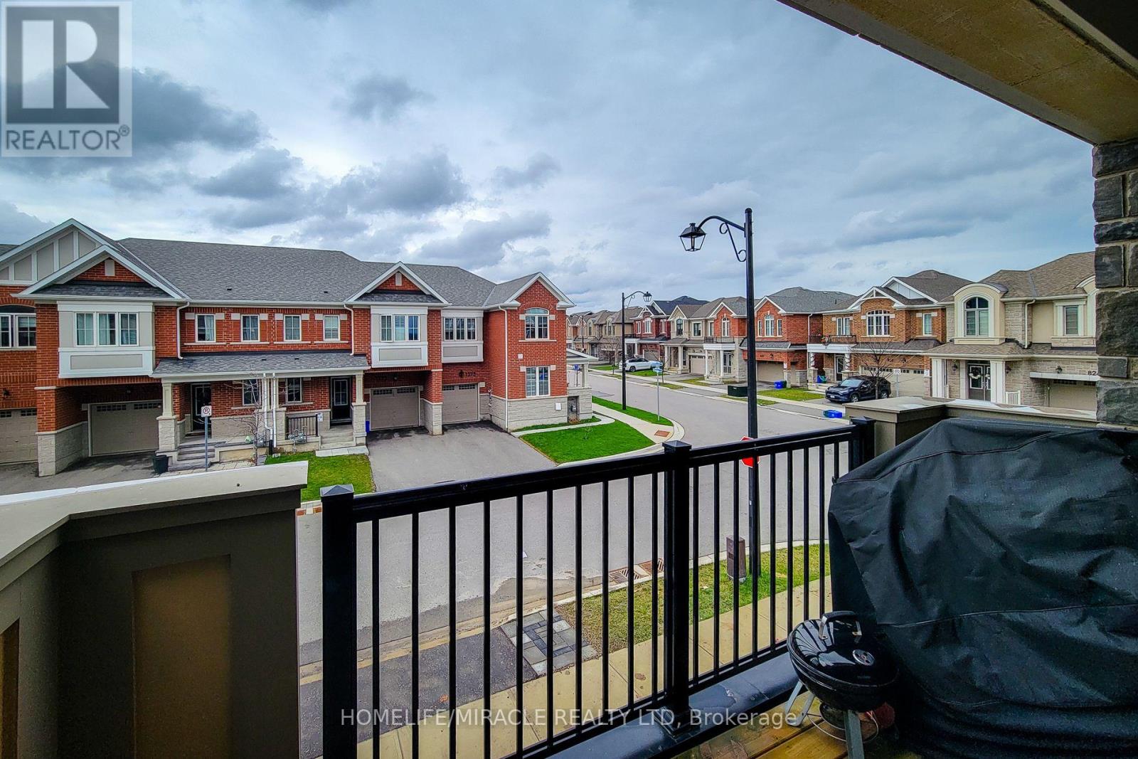 1274 Wintergreen Place, Milton, Ontario  L9E 1S4 - Photo 39 - W13010120