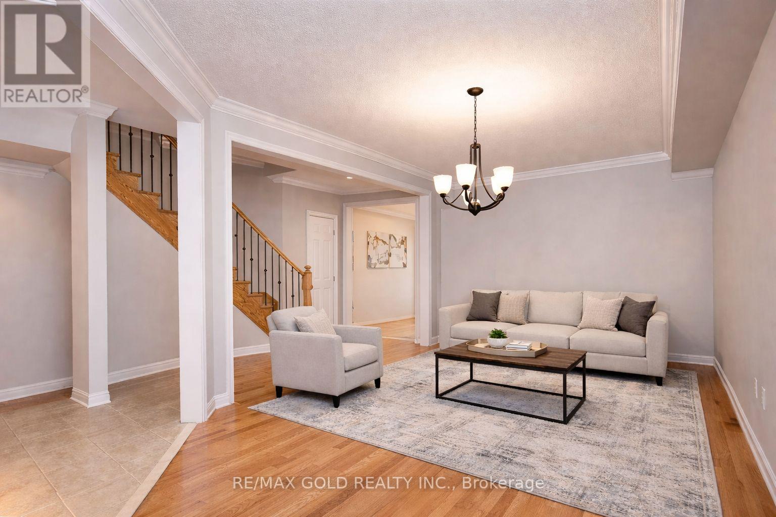 895 Transom Crescent, Milton, Ontario  L9T 8K4 - Photo 3 - W13010128