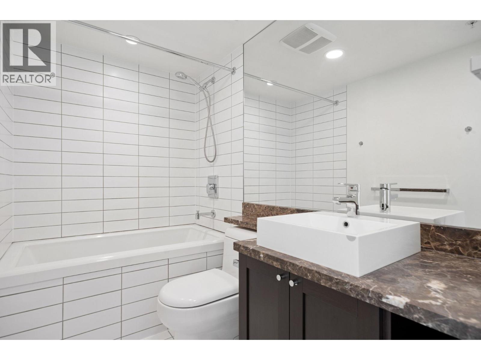 717 4818 Eldorado Mews, Vancouver, British Columbia  V5R 0B3 - Photo 11 - R3112233