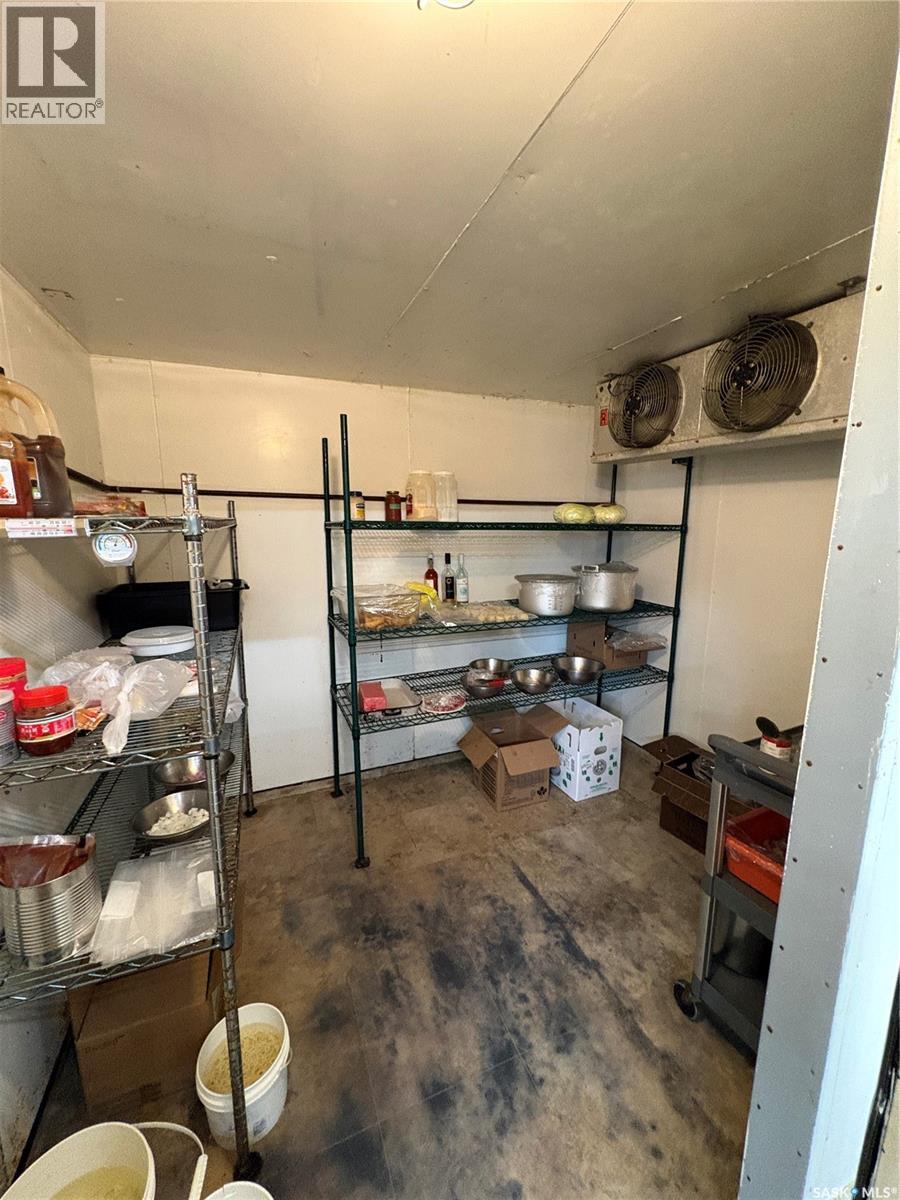 414 Main Street, Foam Lake, Saskatchewan  S0A 1A0 - Photo 8 - SK033155