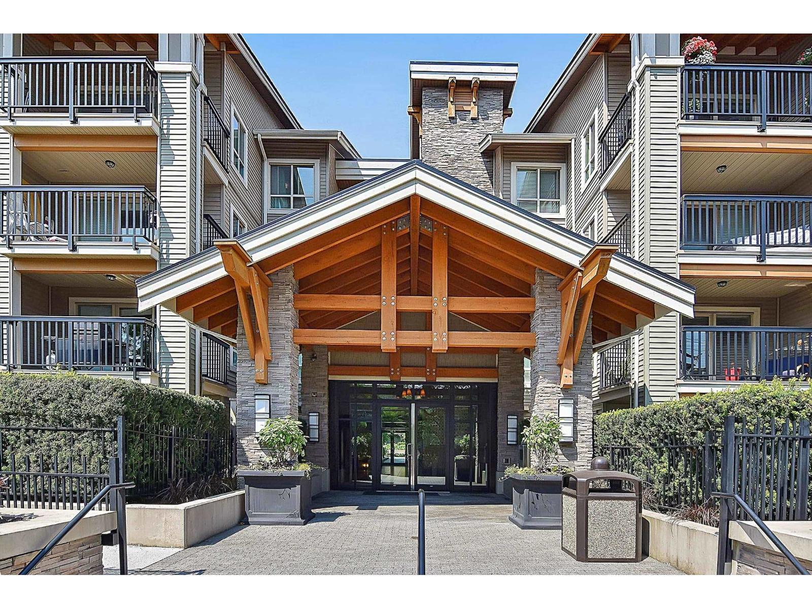 426 21009 56 Avenue, Langley, British Columbia  V3A 0C9 - Photo 1 - R3112032