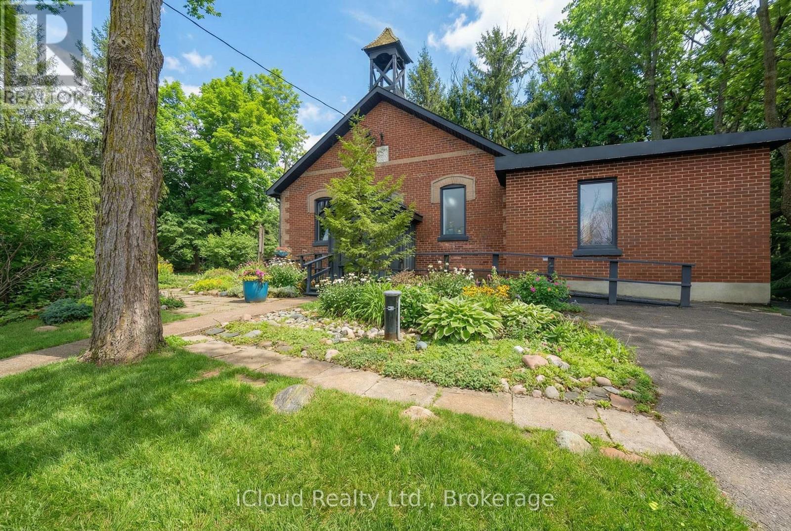 Ehs - 715432 1st Line, Mono, Ontario  L9A 1A9 - Photo 2 - X13010050