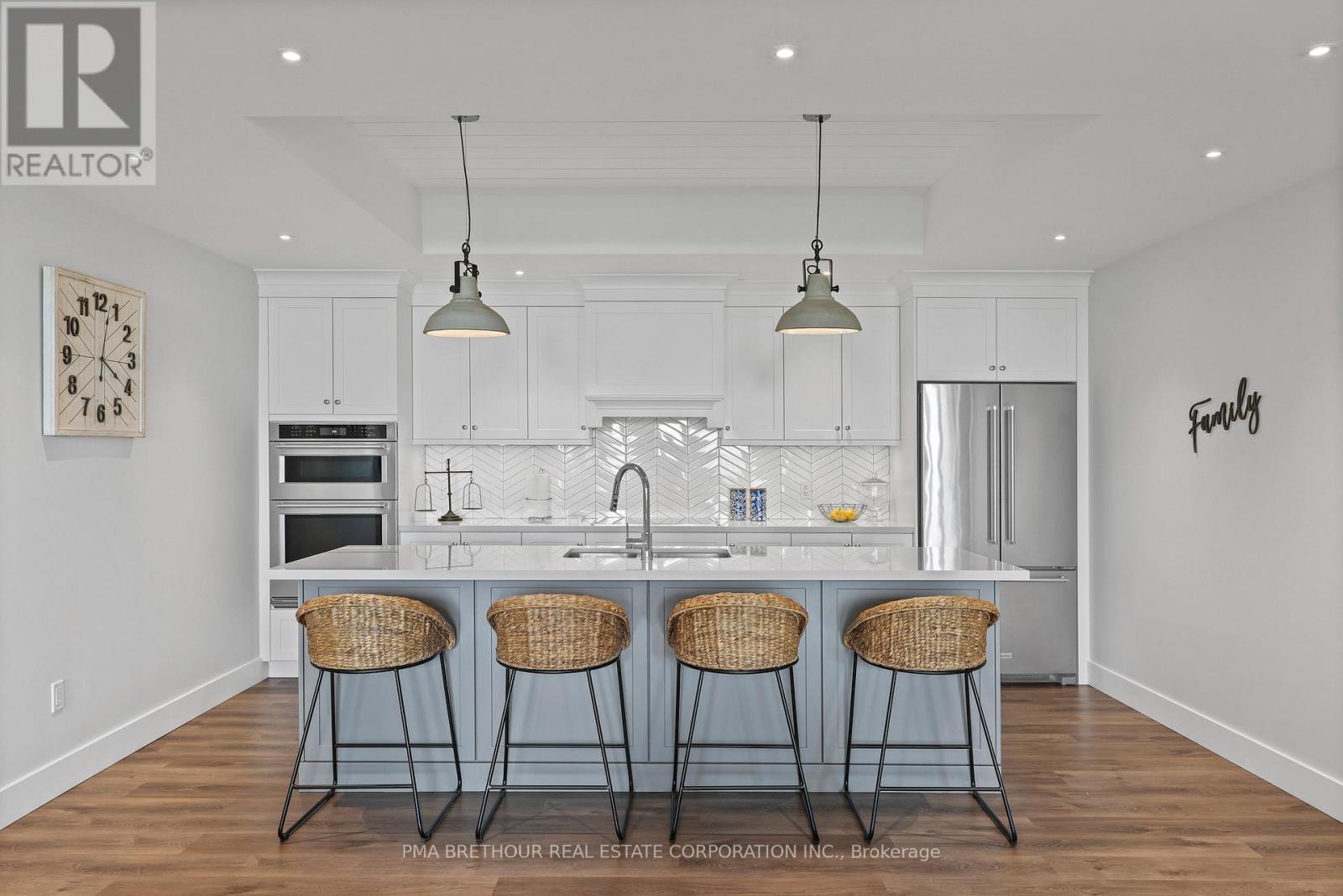 48 Pleasant View Crescent, Kawartha Lakes, Ontario  K0M 2C0 - Photo 18 - X13010080