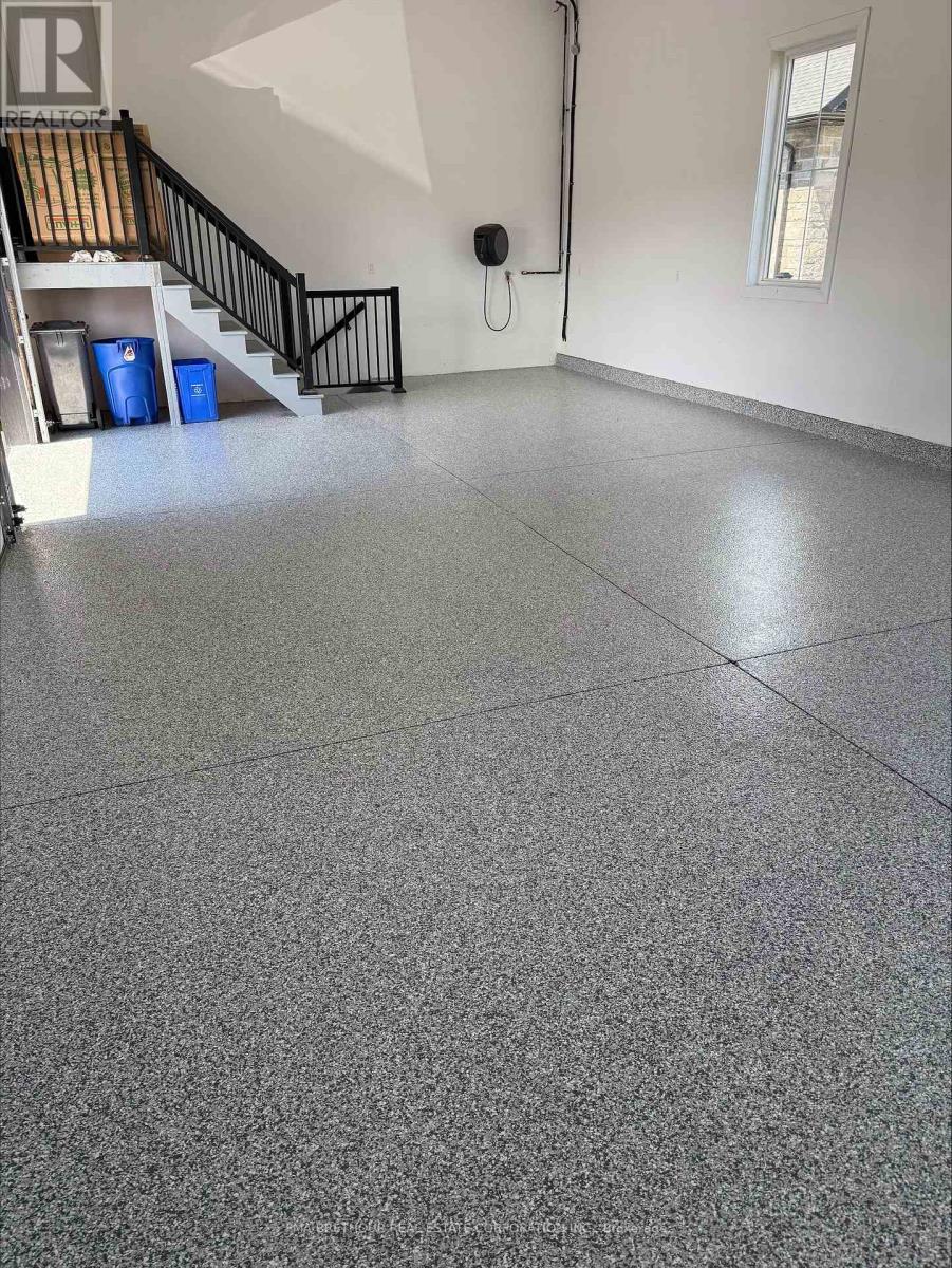 48 Pleasant View Crescent, Kawartha Lakes, Ontario  K0M 2C0 - Photo 26 - X13010080