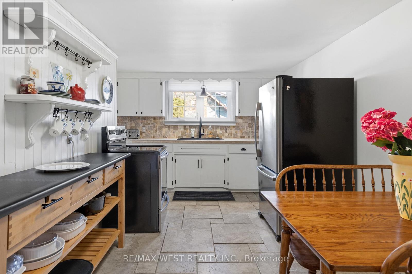 5333 Ontario Avenue, Niagara Falls, Ontario  L2E 3S4 - Photo 12 - X13010082