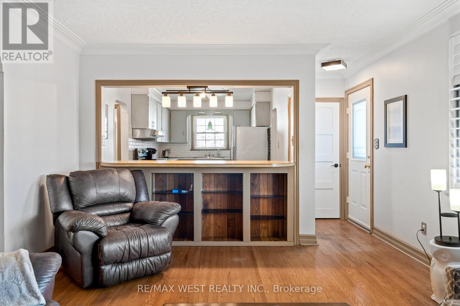 5333 Ontario Avenue, Niagara Falls, Ontario  L2E 3S4 - Photo 7 - X13010082