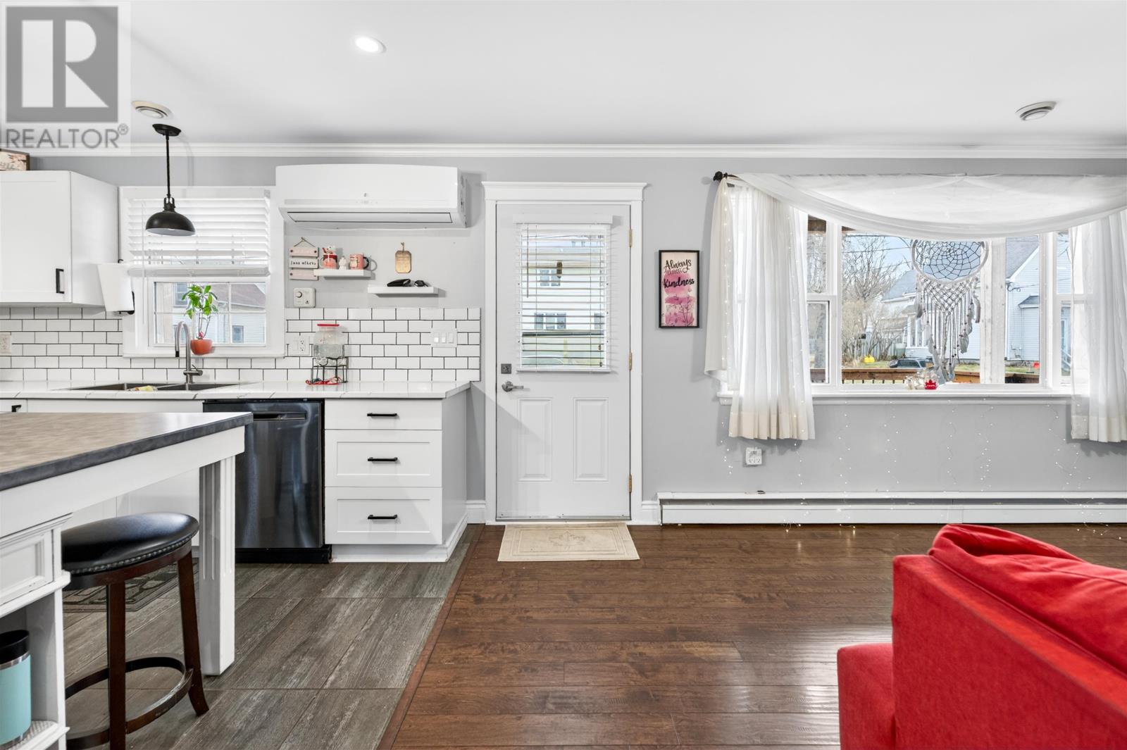 338 Myrtle Street, Summerside, Prince Edward Island  C1N 1X6 - Photo 16 - 202607595