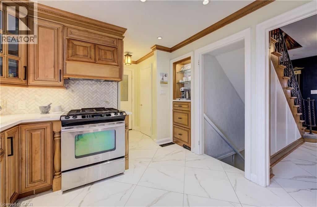 27 Lowrey Avenue S, Cambridge, Ontario  N1R 4Z4 - Photo 16 - 40811528