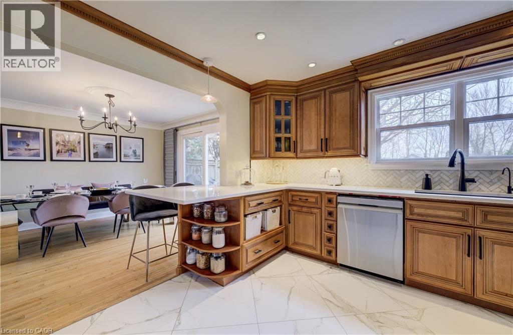 27 Lowrey Avenue S, Cambridge, Ontario  N1R 4Z4 - Photo 19 - 40811528