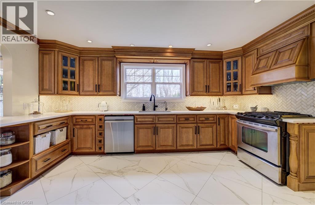 27 Lowrey Avenue S, Cambridge, Ontario  N1R 4Z4 - Photo 18 - 40811528