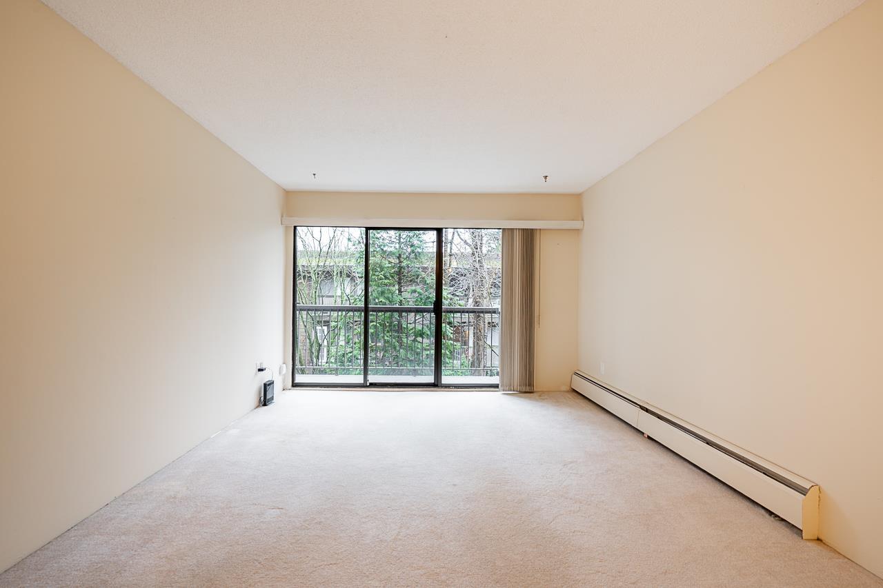 208 15020 North Bluff Road, White Rock, British Columbia  V4B 5A4 - Photo 27 - R3112551